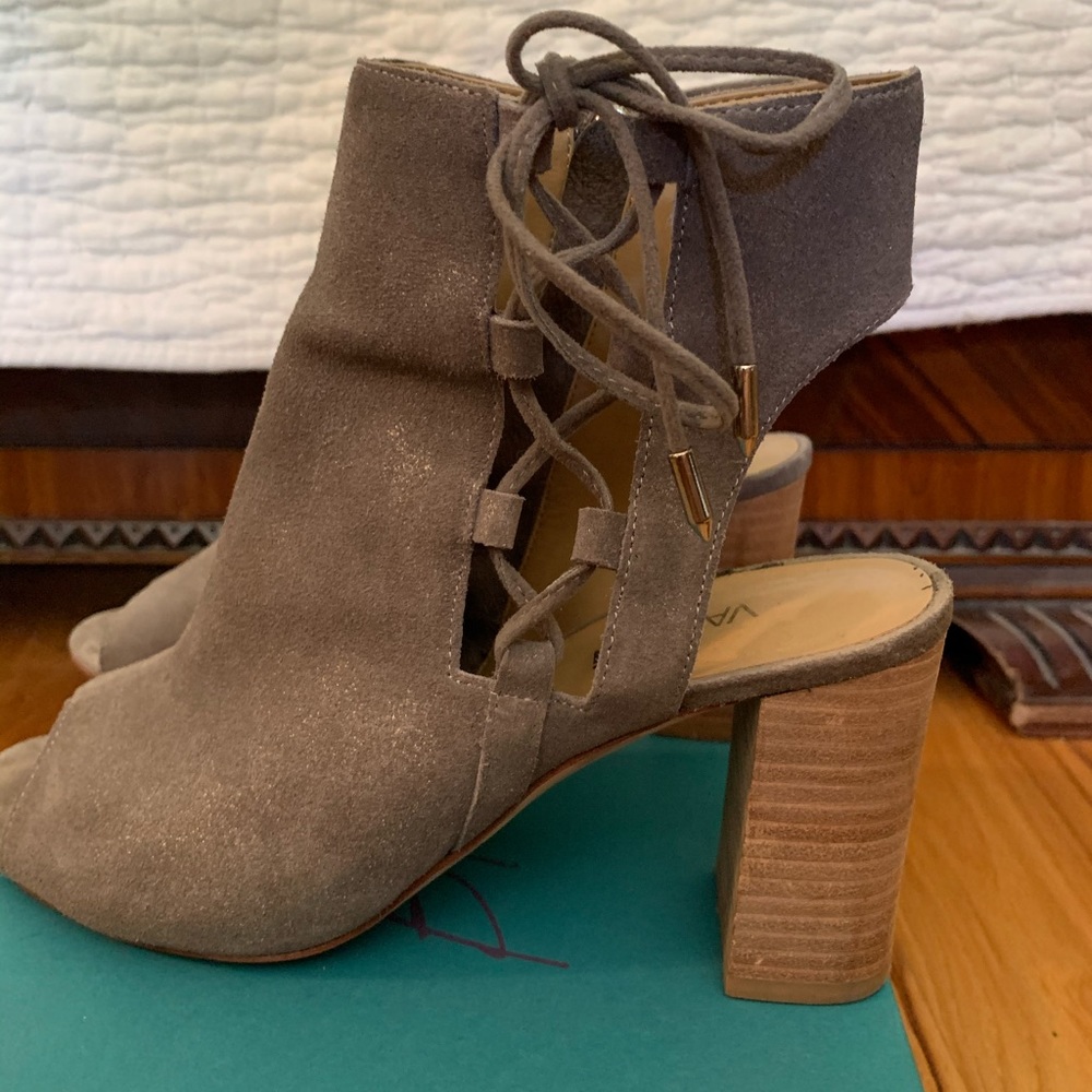 Vaneli Grey suede open toed block heels